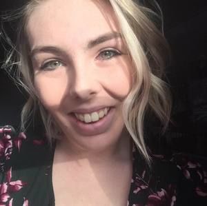 Meet your Posher, Alyssa